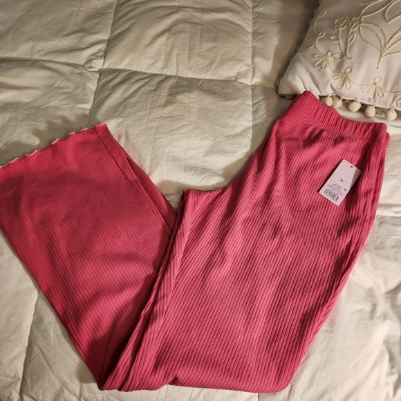 NWT.. Women's Wild Fable pants - Picture 2 of 7